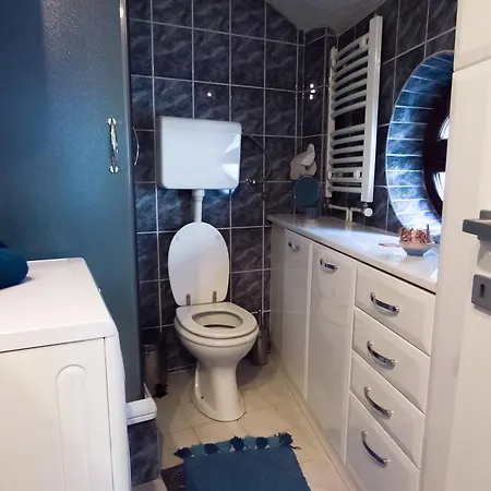 Center Apartment